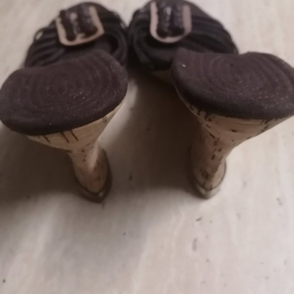 Brand new ENZO ANGIOLINI Sandals. Size 9 but fit like a size 8 - Picture 2 of 10